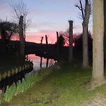 Moulin Des Chennevieres Bed & Breakfast *