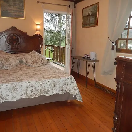 Moulin Des Chennevieres Giverny