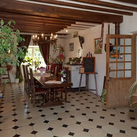 Moulin Des Chennevieres Couette-café Giverny