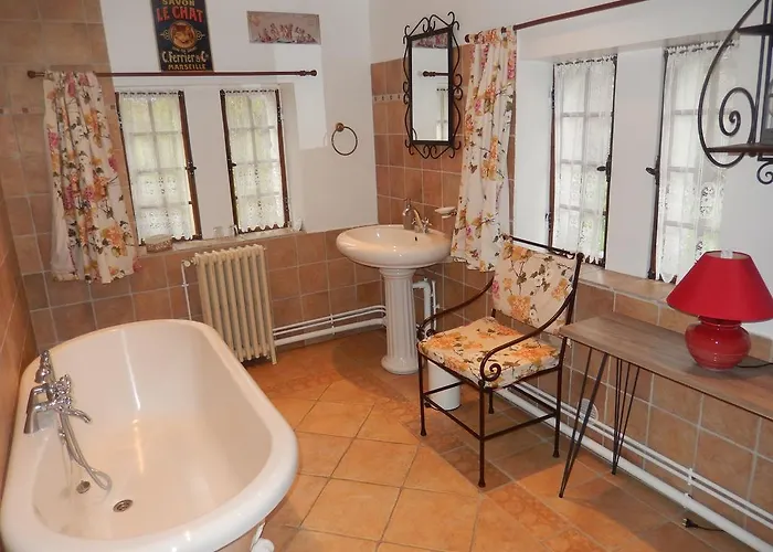 Moulin Des Chennevieres 住宿加早餐酒店